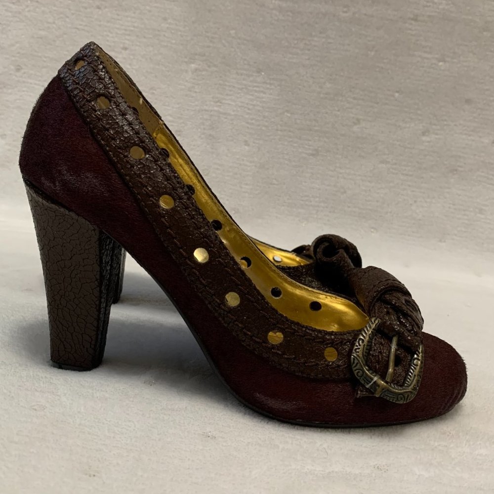 Naughty Monkey Vintage Heels - Picture 5 of 12